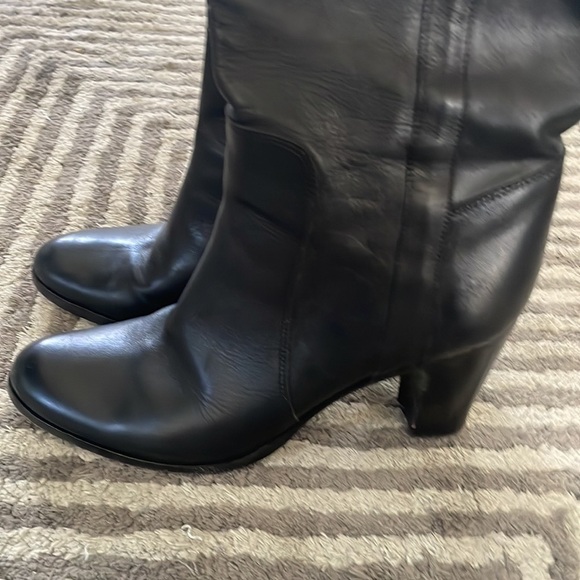 Sigerson Morrison Black Pull on Boots - Picture 5 of 13